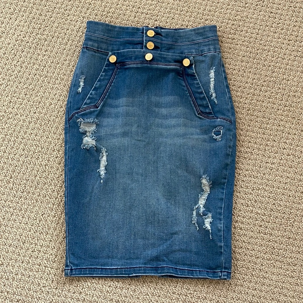 Bebe Pencil denim midi skirt size 27 slit